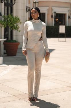 Natural One Call Away Ribbed Turtleneck Top -Lady Clothing Store 1 98e56fa9 a65a 4ee3 8c38 64ba699cacd2