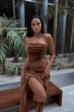 Pecan Noelia Linen Slit Skirt 18 Pecan Noelia Linen Slit Skirt -Lady Clothing Store 3 bb96271f 0fb1 4476 8e61 738761cdf9f6