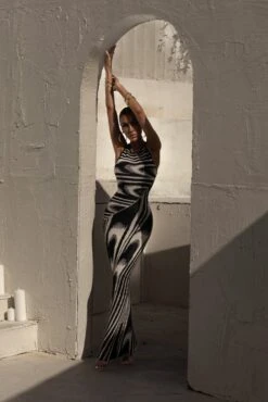 Black Chasing Dawn Maxi Dress