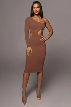 Pecan Yours Truly Midi Dress -Lady Clothing Store PRODUCT AUG 10 2022 51 PECAN