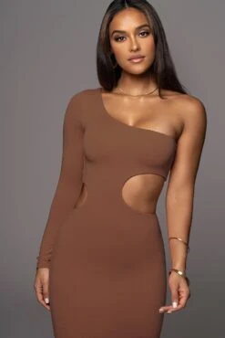 Pecan Yours Truly Midi Dress -Lady Clothing Store PRODUCT AUG 10 2022 55 PECAN