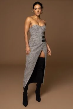 Lt. Grey Gisele Tweed Slit Skirt 23 Lt. Grey Gisele Tweed Slit Skirt -Lady Clothing Store PRODUCT DEC302022 WINTER 1
