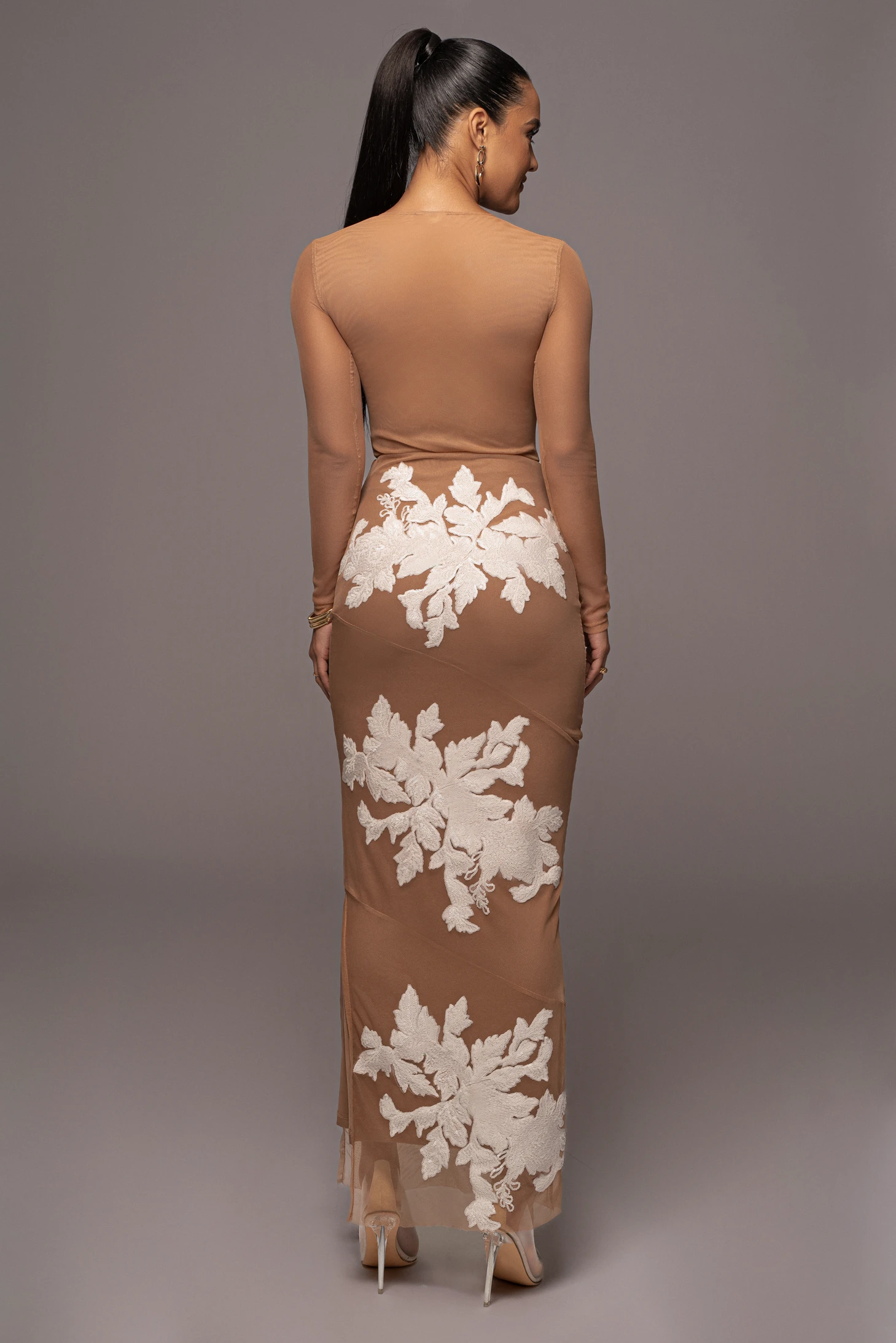 White Edena Embroidered Midi Skirt 19 White Edena Embroidered Midi Skirt - Image 17