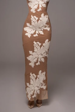 White Edena Embroidered Midi Skirt 23 White Edena Embroidered Midi Skirt -Lady Clothing Store PRODUCT JAN52023 VDAY 131