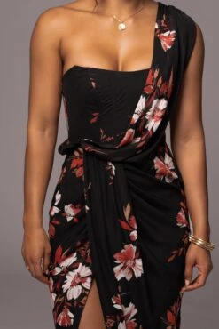 Red Floral Dream Chiffon Dress 27 Red Floral Dream Chiffon Dress -Lady Clothing Store PRODUCT JUL112023 CHIFFON 66