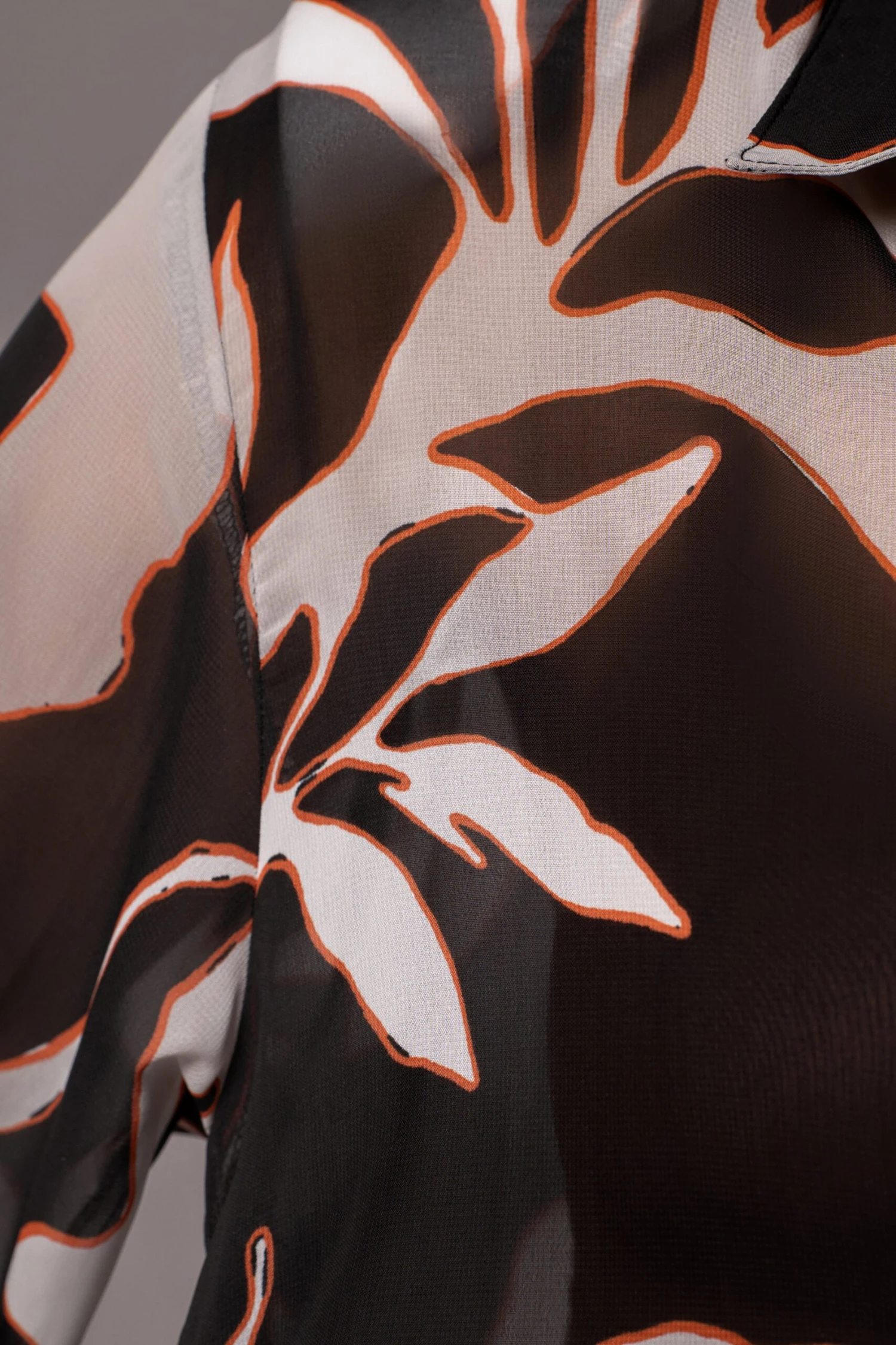 Ivory Floral Between Us Printed Button Up 15 Ivory Floral Between Us Printed Button Up - Image 13