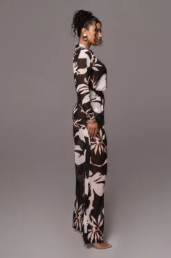 Ivory Floral Between Us Printed Button Up 24 Ivory Floral Between Us Printed Button Up -Lady Clothing Store PRODUCT JUL132023 CHIFFON 187