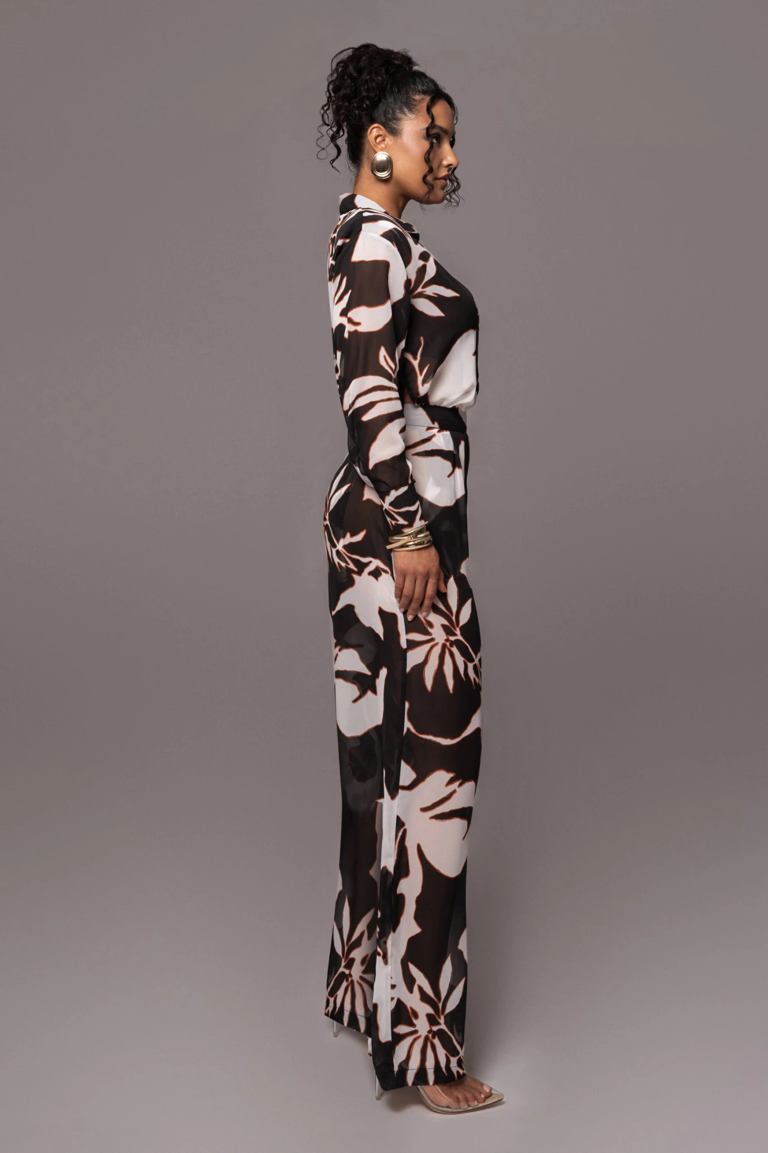 Ivory Floral Between Us Printed Button Up 12 Ivory Floral Between Us Printed Button Up - Image 10