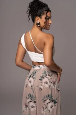 Purple Floral Josette Wide-Leg Pleated Pants 19 Purple Floral Josette Wide-Leg Pleated Pants -Lady Clothing Store PRODUCT JUL132023 CHIFFON 45