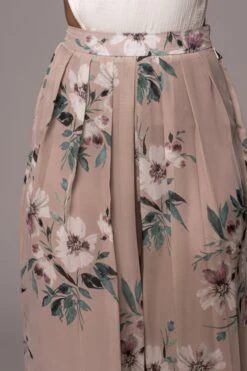 Purple Floral Josette Wide-Leg Pleated Pants 15 Purple Floral Josette Wide-Leg Pleated Pants -Lady Clothing Store PRODUCT JUL132023 CHIFFON 49