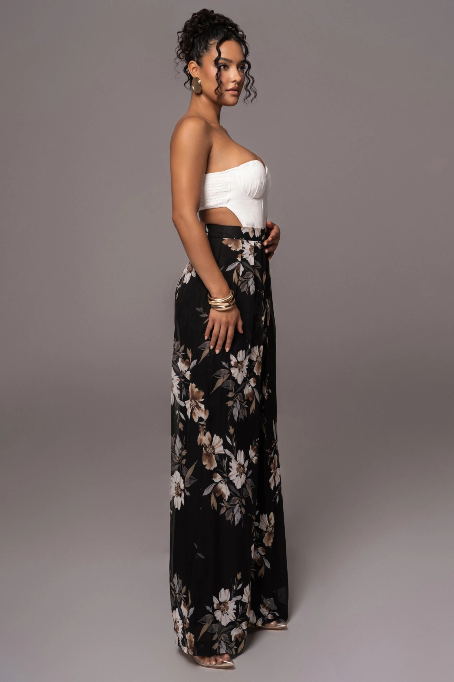 Grey Floral Josette Wide-Leg Pleated Pants 7 Grey Floral Josette Wide-Leg Pleated Pants - Image 5