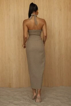 Brown Linen Sahara Dress 38 Brown Linen Sahara Dress -Lady Clothing Store PRODUCT JUNE272023 CROCHET 107