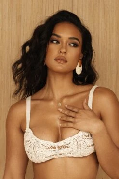 Buttercream Ocean Eyes Crochet Top -Lady Clothing Store PRODUCT JUNE82023 CROCHET 120